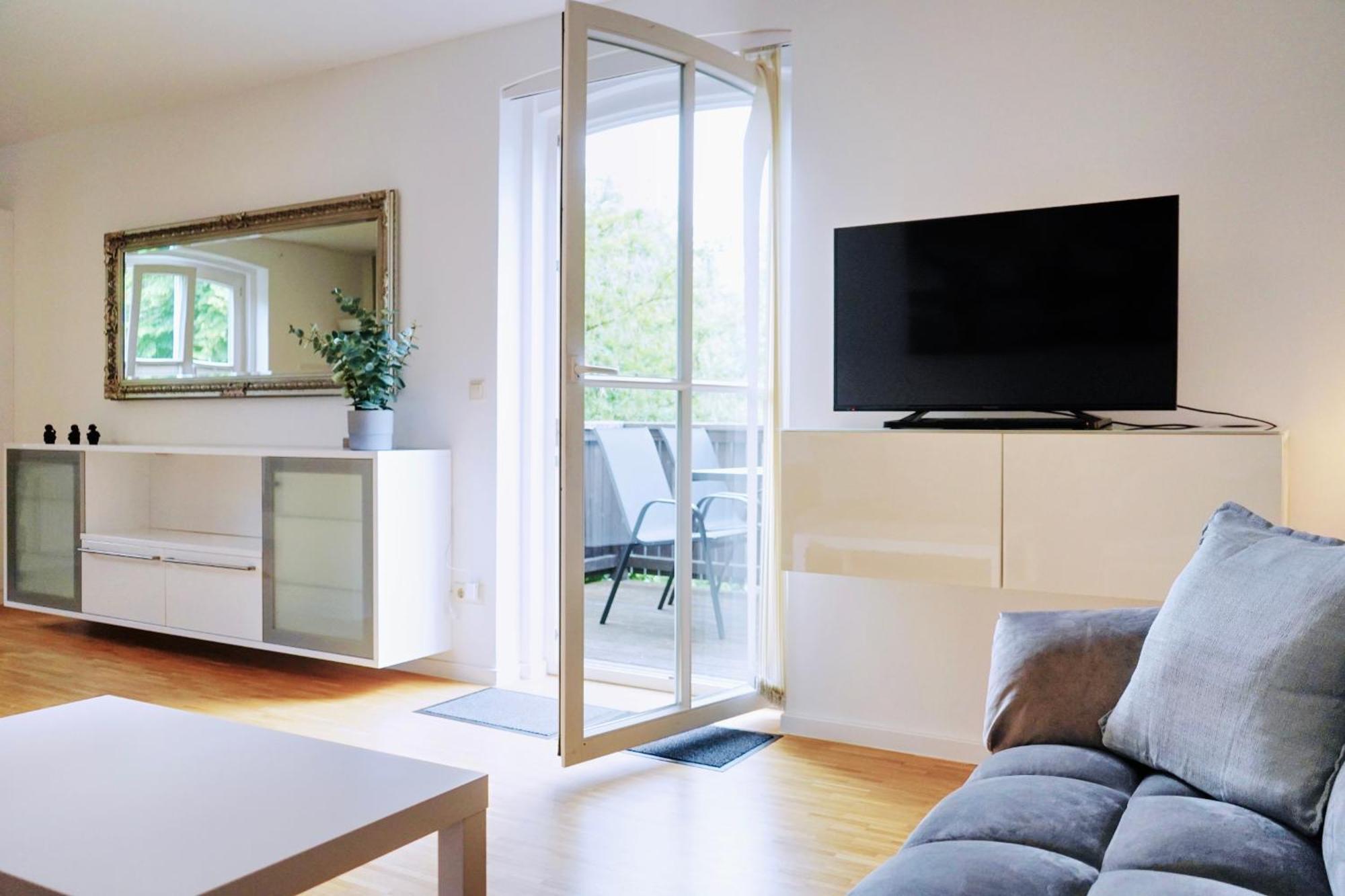 Stilvolles Apartment In Stadtnaehe-Parkplatz- 4 Personen- Balkon 沃尔夫 外观 照片